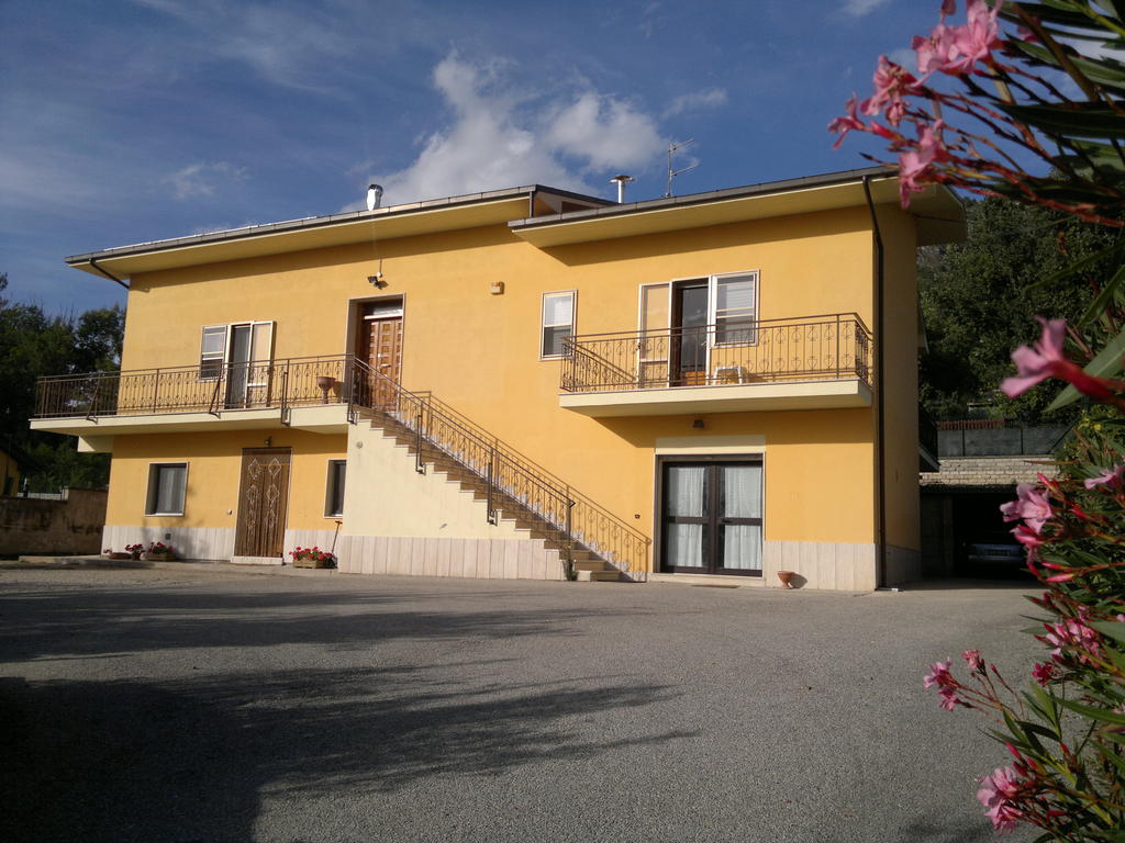 B&B L'Aquila Bagian luar foto