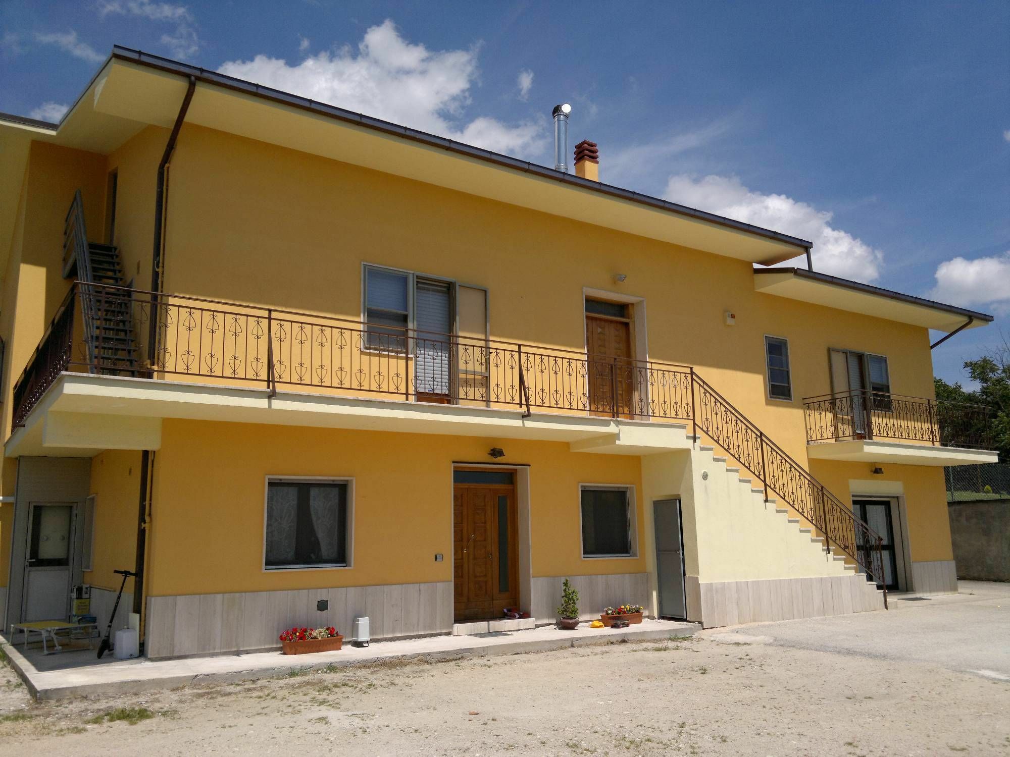 B&B L'Aquila Bagian luar foto